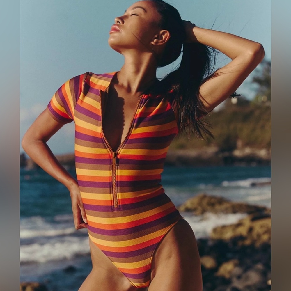 ⬆️5/10 Free People x TOAST Signature Surf Swimsuit Retro Stripe NWT 🔖